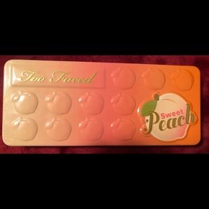 Too Faced Sweet Peach Eyeshadow Palette